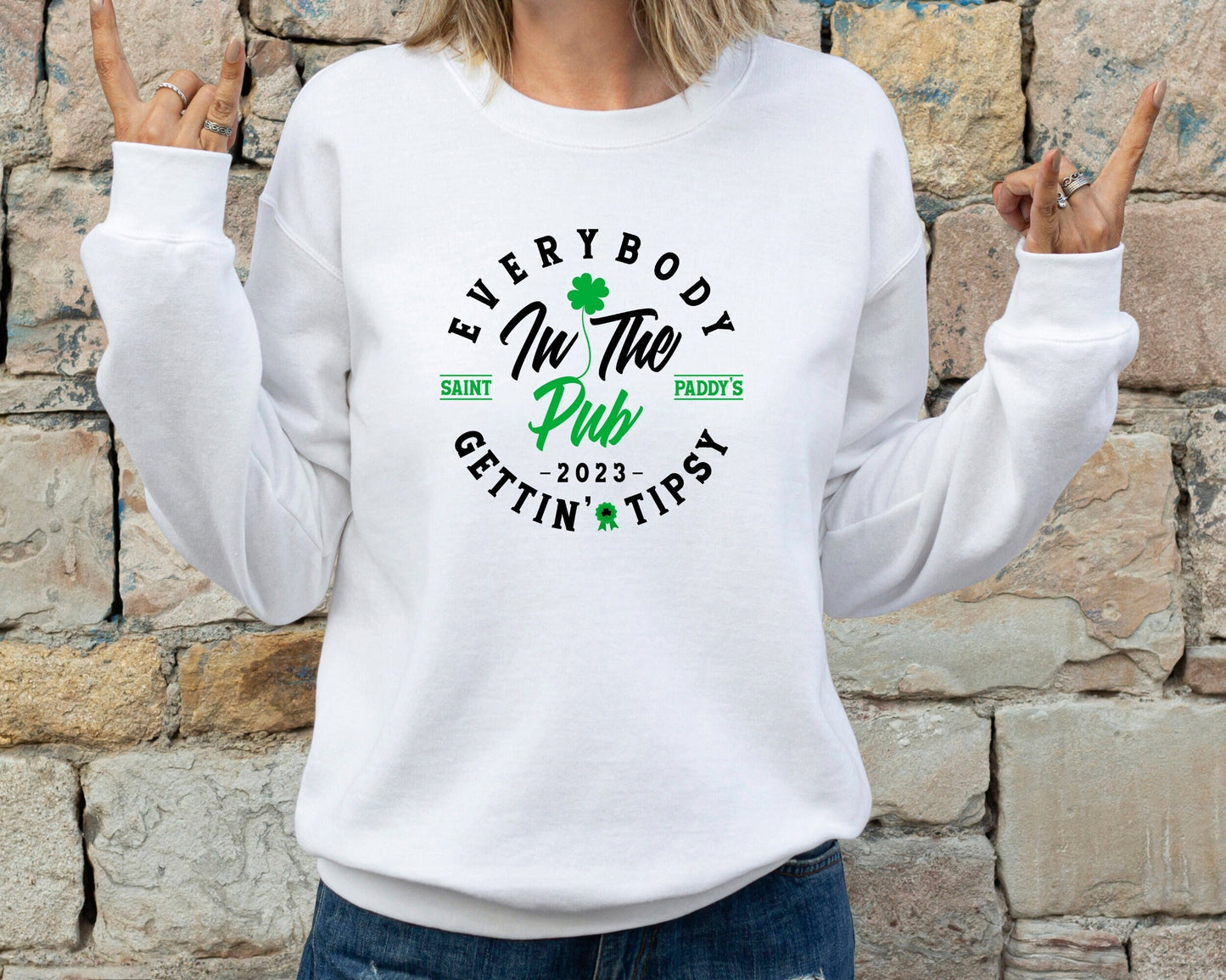 Everybody In The Pub Getting Tipsy Sweatshirt, Funny St Pattys Day Sweatshirt, Cute St Patrick's Day, St. Patrick's Day Gift, Funny Sweater