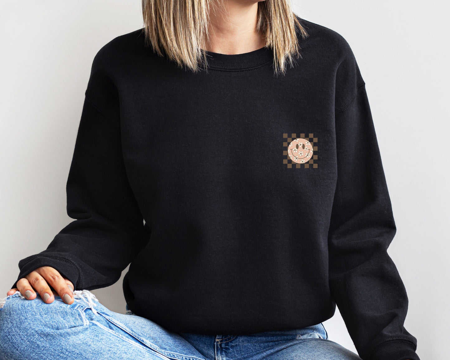 Smiling Flower Sweatshirt, Trendy Smile Face Sweatshirt, Sweatshirt for Women, Happy Face Hoodie, Retro Smile Sweatshirt, Birthday Gift