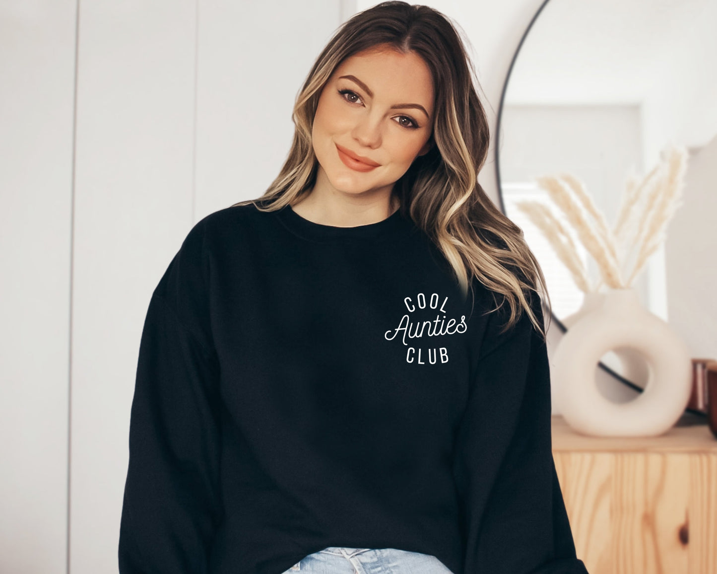Cool Aunts Club Sweatshirt, Cool Aunts Hoodie, Favorite Aunt Sweater, Cool Aunt Gift from Niece, New Aunt Sweater, Funny Cool Aunt Crewneck
